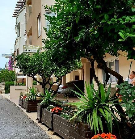 Apartments Lati Ulcinj Extérieur photo
