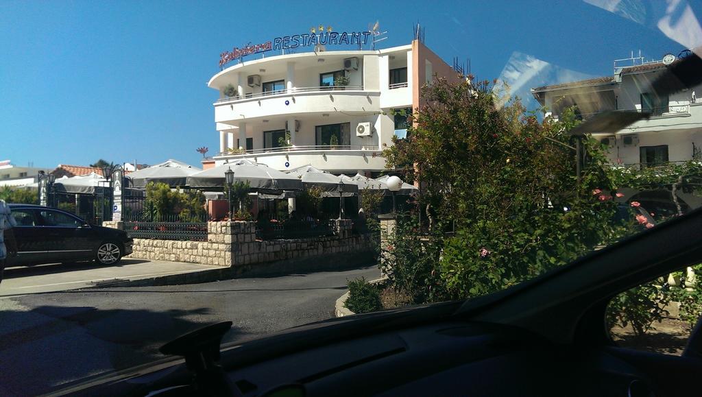 Apartments Lati Ulcinj Extérieur photo