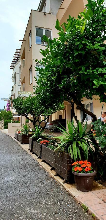 Apartments Lati Ulcinj Extérieur photo